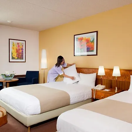 Hotel Alliance Palais Des Congres 3*