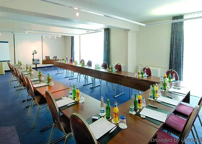 Alliance Palais Des Congres Hotel 3*