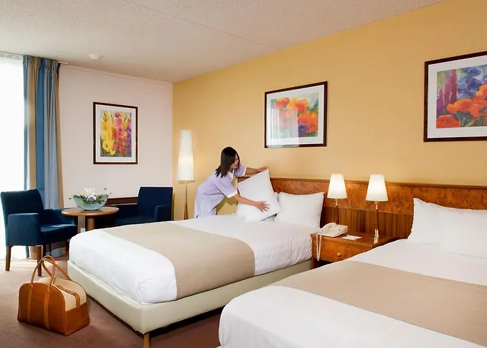 Hotel Alliance Palais Des Congres 3*